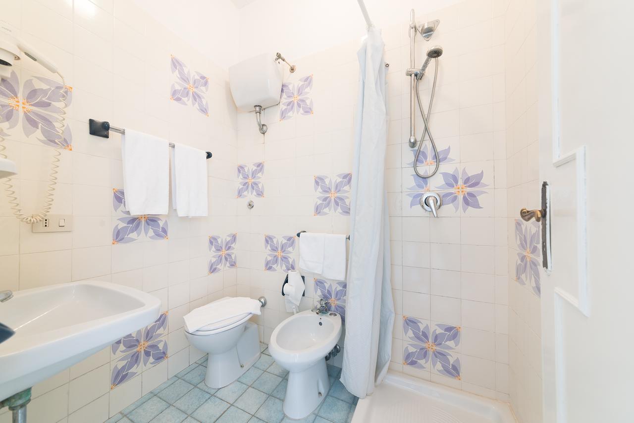 Hotel Antonella Ischia Extérieur photo